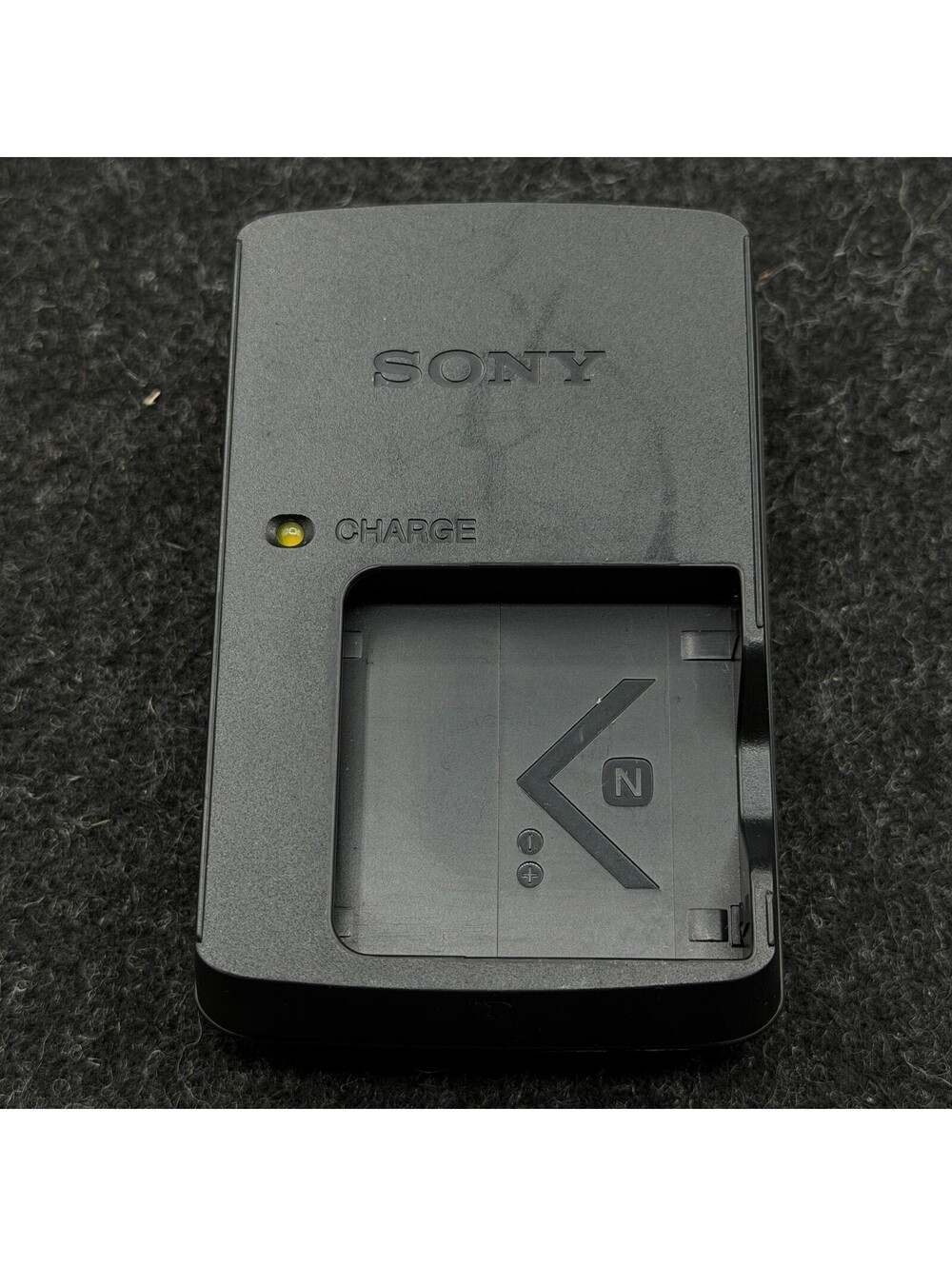 Genuine Original SONY BC-CSN Battery Charger